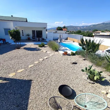 度假居 Lunaria 布拉加伊